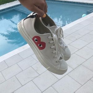 women’s white converse X comme des garçons